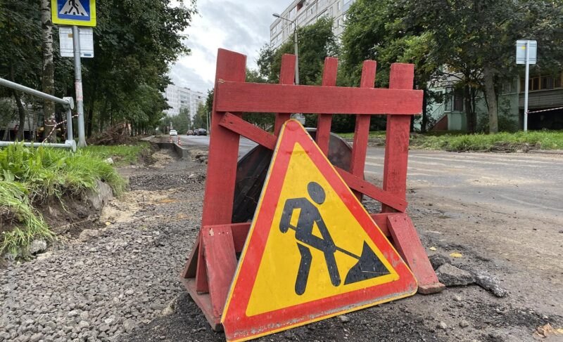 Начало благоустройства улицы Моторостроителей. Фоторепортаж