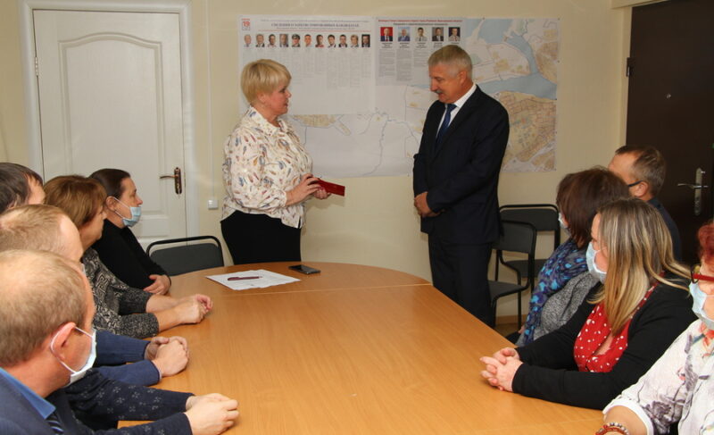 Удостоверение главы, новый павильон на остановке и виртуальный концертный зал — новости от администрации Рыбинска