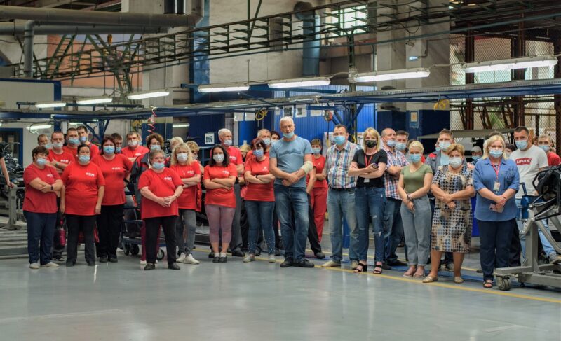 «Большую роль сыграл личный пример руководителей». На «Русской механике» рассказали о выполнении постановления по вакцинации от COVID-19