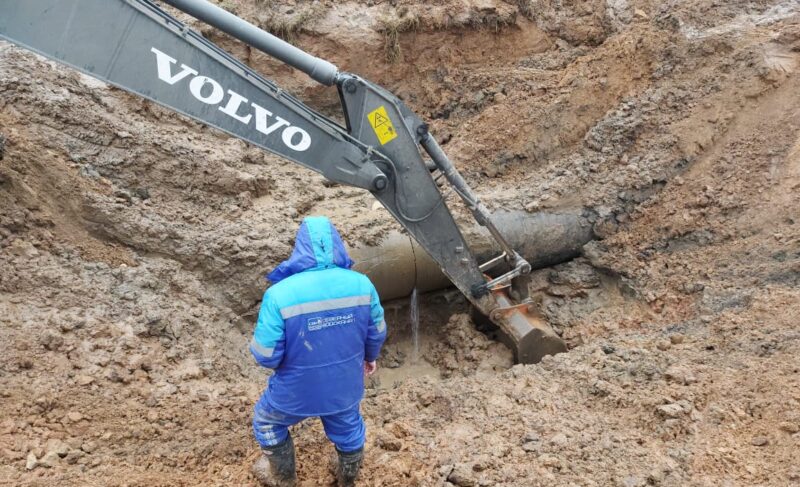 Коммунальная авария на проспекте Ленина: без холодной воды остались 600 домов и 25 объектов соцсферы