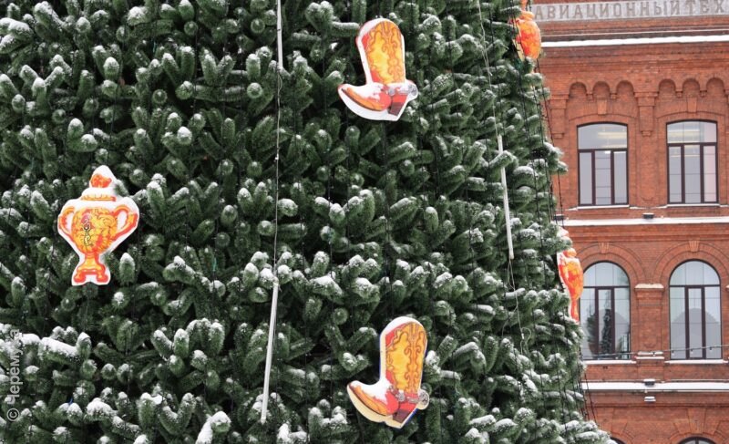 Куда пойти в новогодние каникулы? Большой обзор концертов, спектаклей и других событий