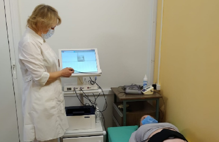 Горбольница №4 получила оборудование для обследования беременных. В планах — ремонт поликлиник