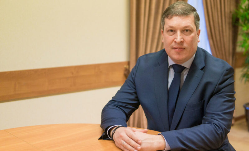 Полномочия председателя областного правительства возложены на Виктора Неженца