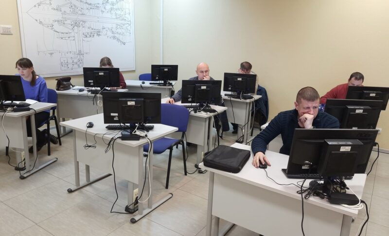 О паводке, дистанционном обучении и спасении оленей: новости промышленных предприятий