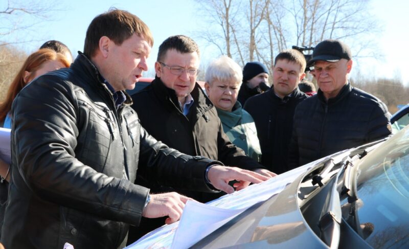 «Губернаторский контроль» проверил строительство очистных и газопровода в Даниловском районе