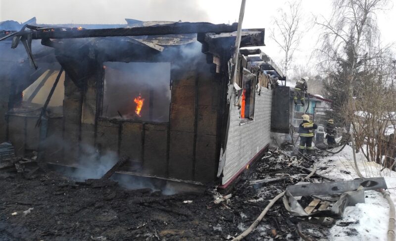 В Заволжье горел частный дом