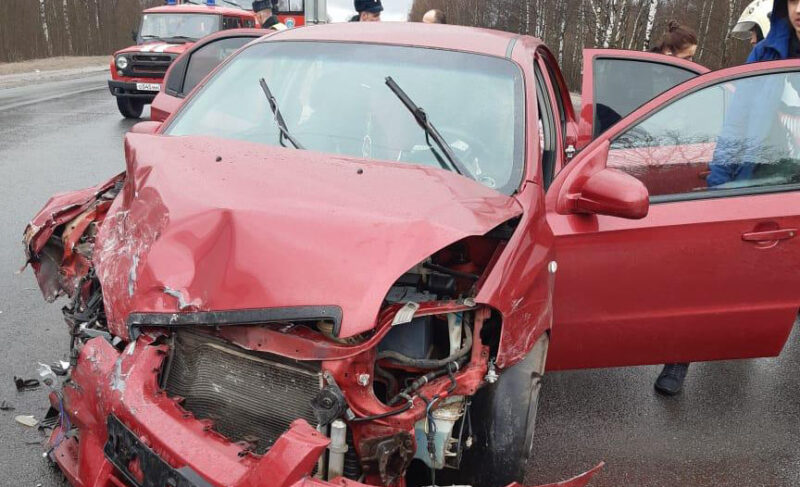 В ДТП на Окружной пострадали три человека