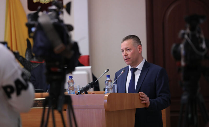 Михаил Евраев сообщил о своих доходах