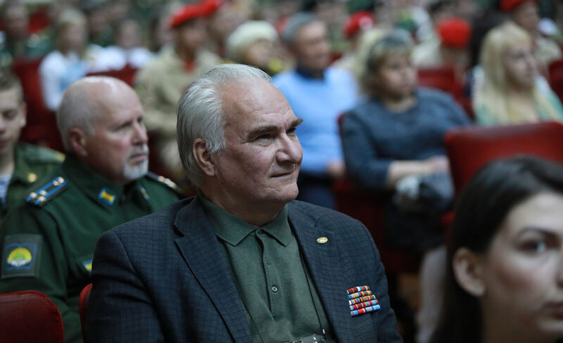 Патриотические организации региона поддержали решение Евраева участвовать в выборах губернатора