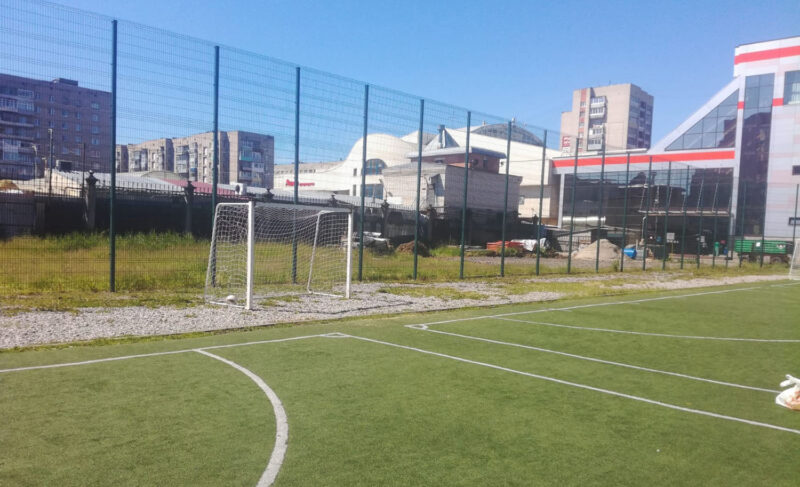 «Не будет ли у города проблем». Часть стадиона «Взлёт» продана — в Муниципальном Совете говорили о возможных последствиях