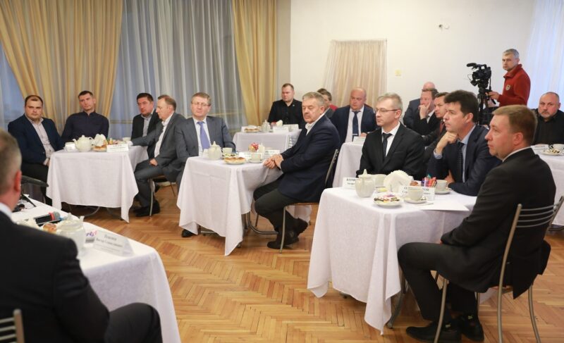 Беседа за чашкой чая: какие проблемы волнуют представителей бизнеса в Рыбинске