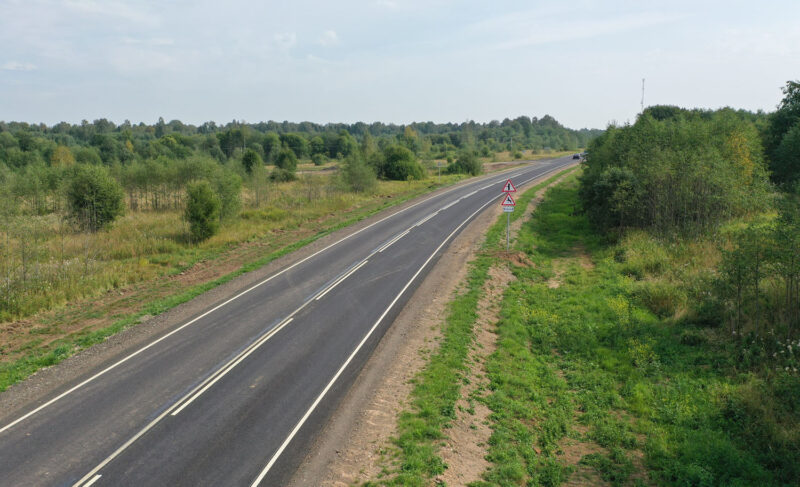 Губернатор поручил навести порядок на территориях вдоль трассы М8