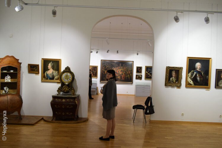 «Противоречия и союз двух крайностей». В музее-заповеднике открыли выставку в стиле барокко. Фото