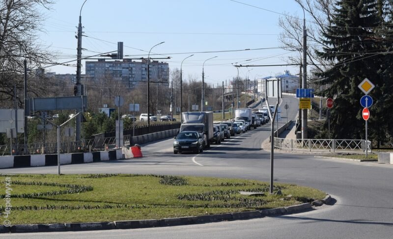 Движение на кольце у Соборной площади в Рыбинске остановят на два дня