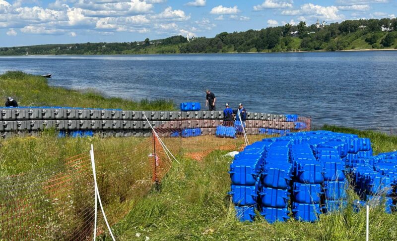 В Ярославской области решили развивать речную инфраструктуру. Начали с понтонных причалов