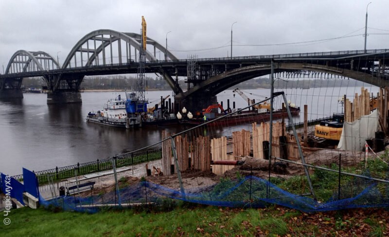 «Бездонный ящик» и остановки движения. Как продвигается ремонт моста через Волгу