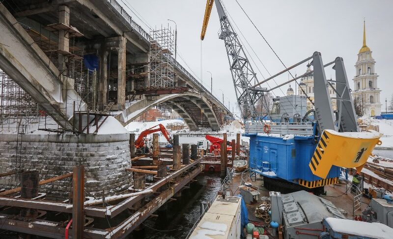 Ремонт моста через Волгу: проверку прочности бетона запланировали на вторник