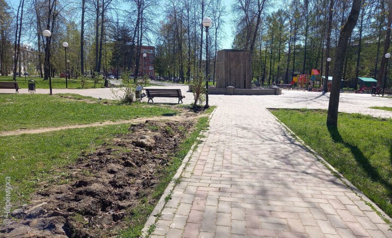 Фонтан запустят, но позднее. В парке на Черняховского снова неладное. Фото