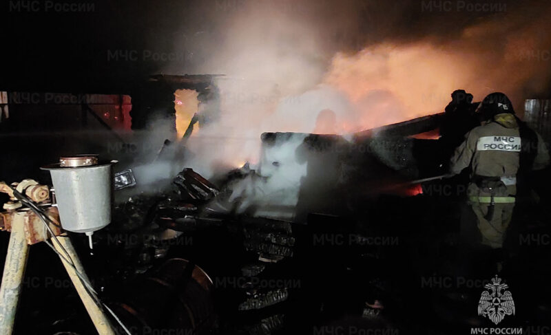 При пожаре в деревне Усково погибли двое мужчин