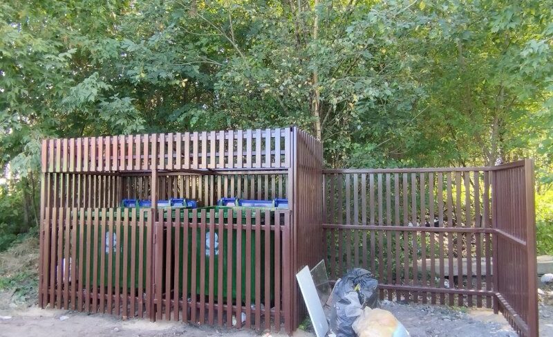 Устанавливает город, а обслуживать будут УК. В Рыбинске появились новые контейнерные площадки