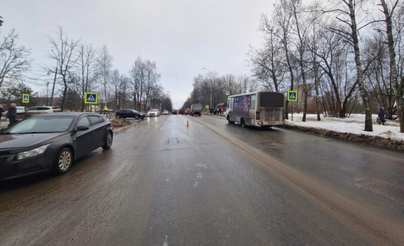 На улице Блюхера сбили пешехода. О ДТП в Рыбинске и не только