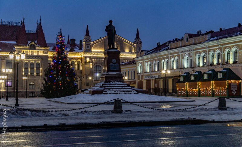 «Захотелось прочитать и спеть что-то доброе». Актёр Владимир Калюкин — о новогодней арт-программе в Рыбинском музее-заповеднике
