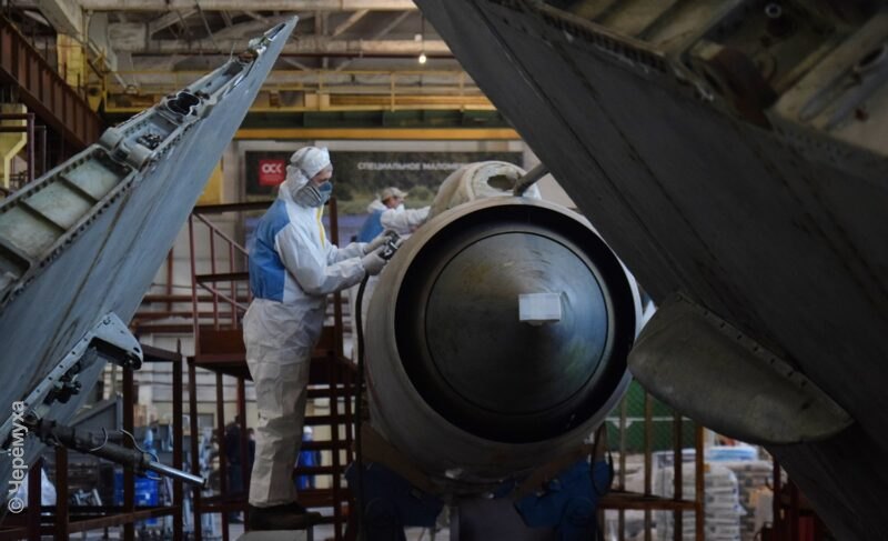 Самолёт МиГ в Рыбинске обещают установить в июне, но не там где планировали