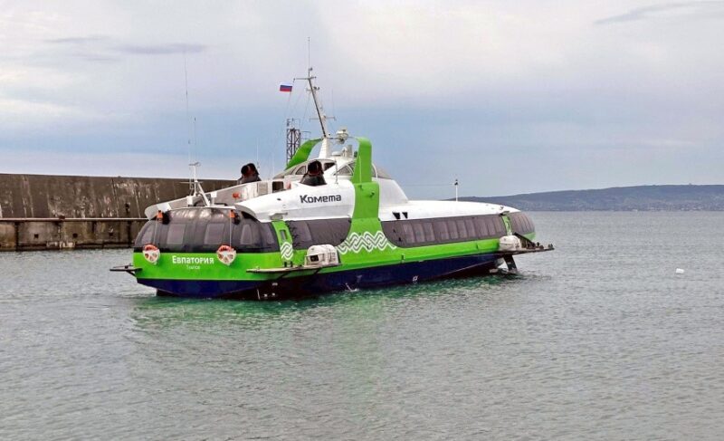 «Вымпел» построил вторую «Комету» по программе льготного лизинга. Судно назвали «Евпатория»
