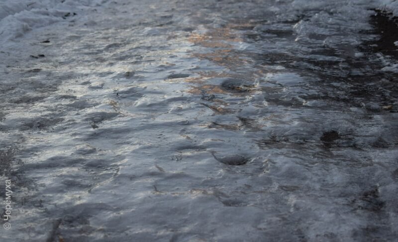 С администрации Рыбинска взыскали компенсацию из-за падения ребёнка в парке