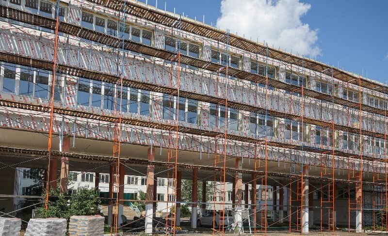 Ремонт школы №6 в Рыбинске: работы выполнены на 48%