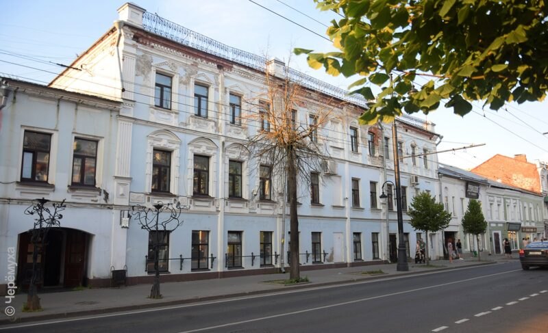 В книжном клубе поговорили о Рыбинске XIX века и провели параллели с настоящим