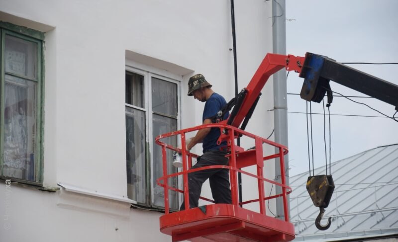 Снос и покраска: какие меры принимают в регионе для наведения порядка