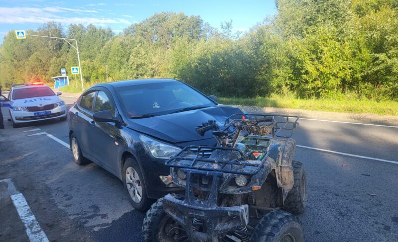 Двое подростков на квадроцикле пострадали в ДТП под Рыбинском