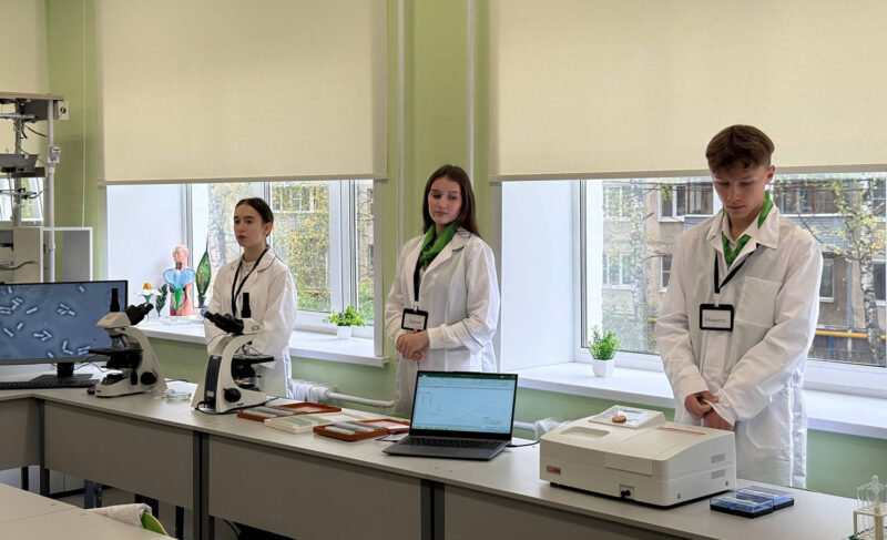 В школах Ростовского и Рыбинского округов открыли агроклассы