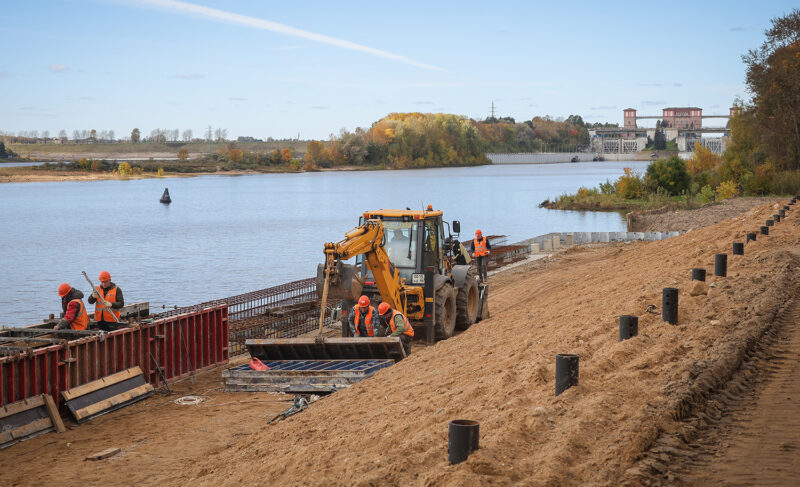 Реконструкцию берегоукрепления в Рыбинске должны завершить в августе 2026-го