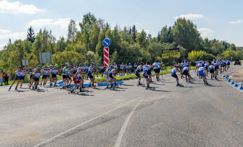 Соревнования на Окружной! Большой фоторепортаж о финальной гонке Кубка России по лыжероллерам