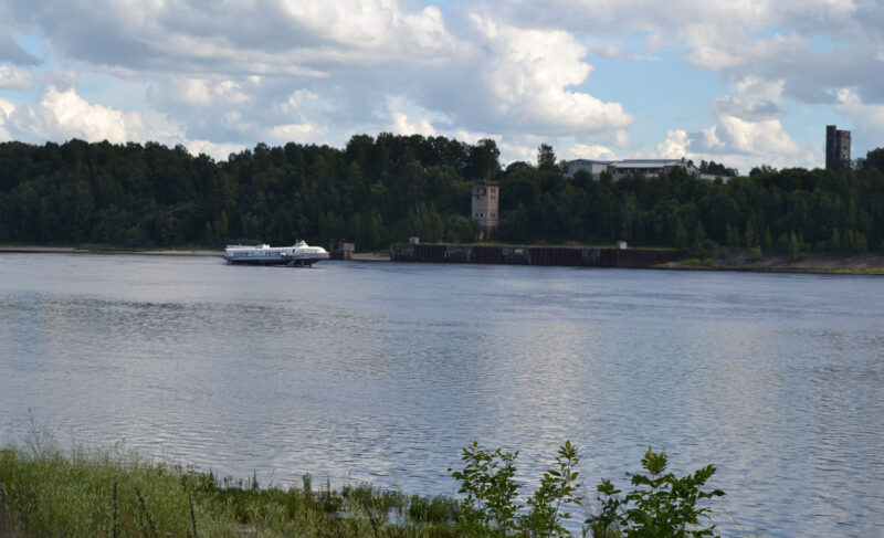 В Рыбинске выставили на торги арестованный судебными приставами причал