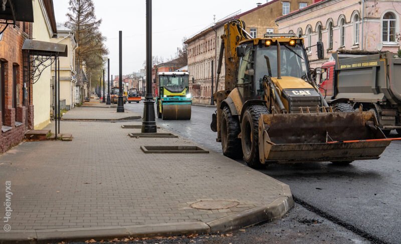 Работы на улице Чкалова в Рыбинске близки к завершению. Фоторепортаж про асфальтировку