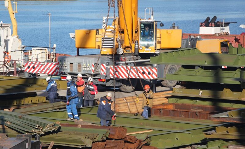 «Вымпел» завершил отгрузку конструкций для строительства плавучего дока в Калининграде