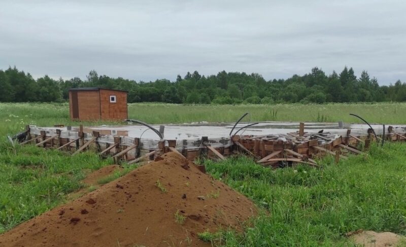 «После встречи ушёл на дно». Что нового в ситуации застройщика из Рыбинска и семей, оставшихся без домов