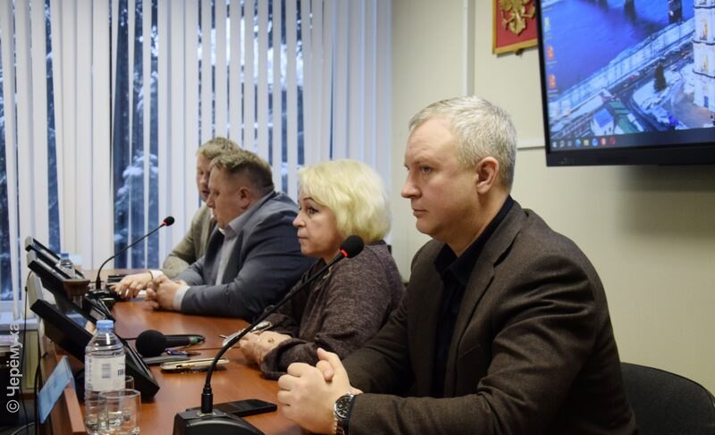 «Нужно, чтобы процесс прошёл безболезненно». Какие вопросы о тепле подняли рыбинские депутаты за неделю до передачи полномочий в область