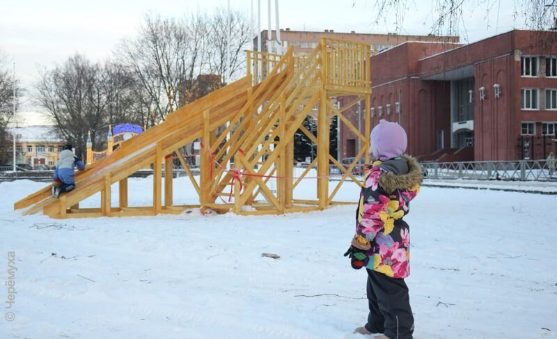 Вопрос с горкой: почему в этом сезоне нет аттракциона на площади Дерунова