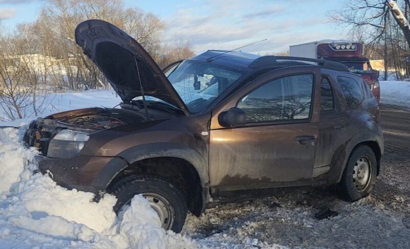 На дороге Рыбинск — Тутаев столкнулись два автомобиля. Погиб пенсионер
