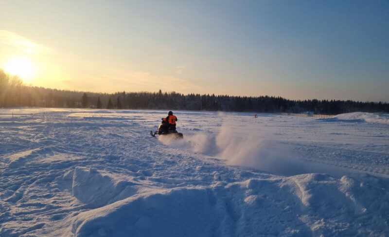 «Праздник снега и скорости». Представители Рыбинска стали победителями и призёрами гонок на снегоходах