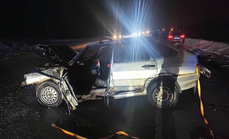 На дороге Рыбинск — Ярославль столкнулись три автомобиля. Один из водителей был пьян