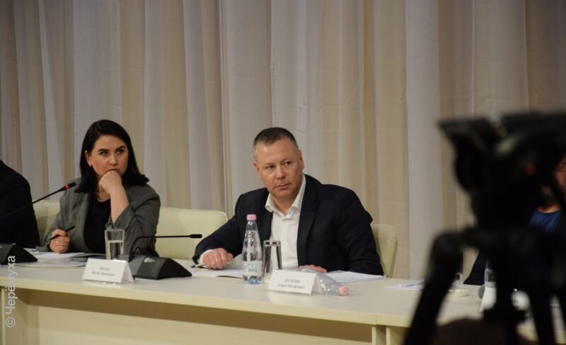 Десять важных вопросов губернатору: что Михаил Евраев ответил журналистам