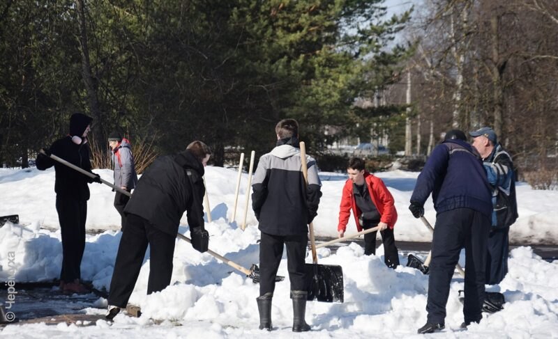 Сезон субботников открыт! В Рыбинске начали наводить порядок. Фото