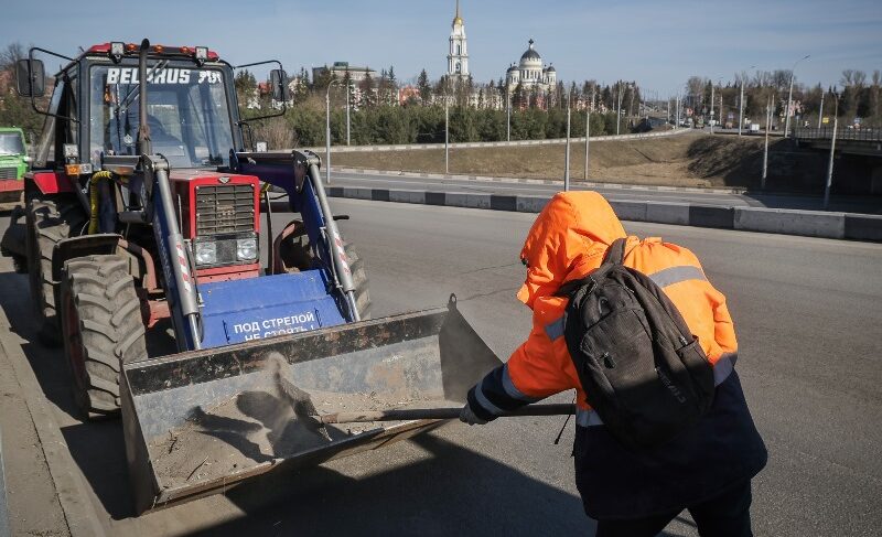 В Рыбинске с улиц собрали 345 тонн дорожного смёта