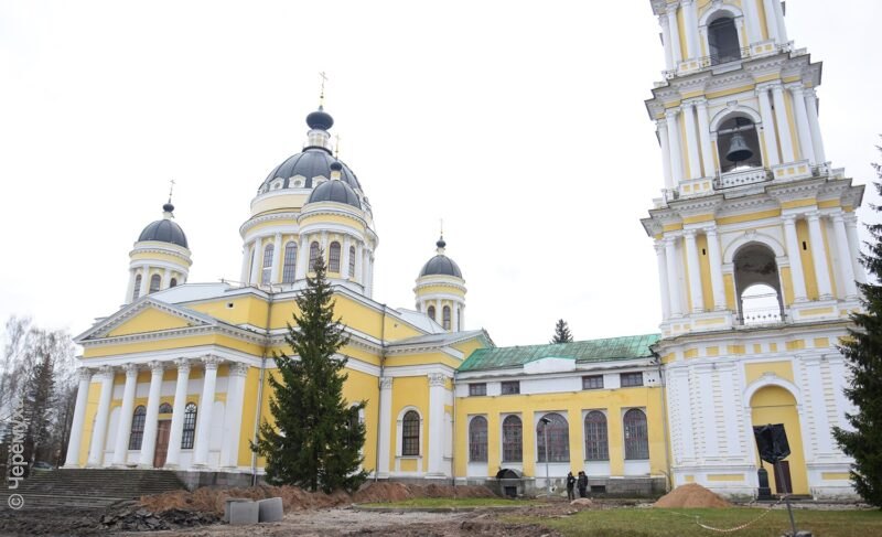 Возле Спасо-Преображенского собора в Рыбинске нашли человеческие останки